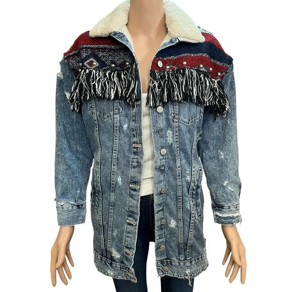 Zara Trafaluc Aztec Denim Jacket XS/S Boho Fringe Studs Distressed Sherpa Lined - Picture 1 of 16